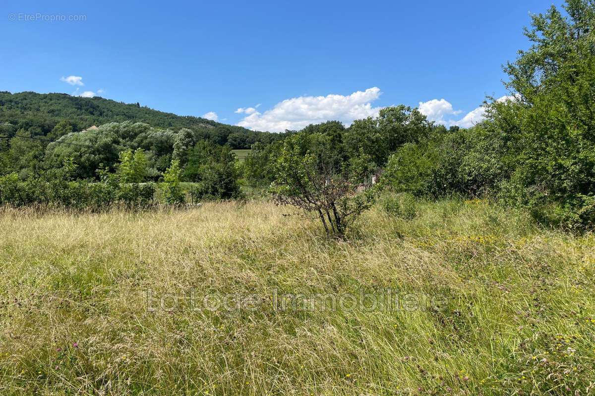 Terrain à NEFFES