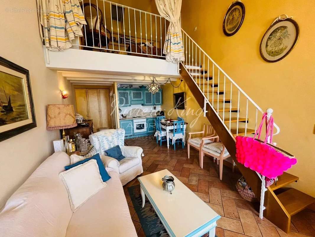 Appartement à VILLEFRANCHE-SUR-MER