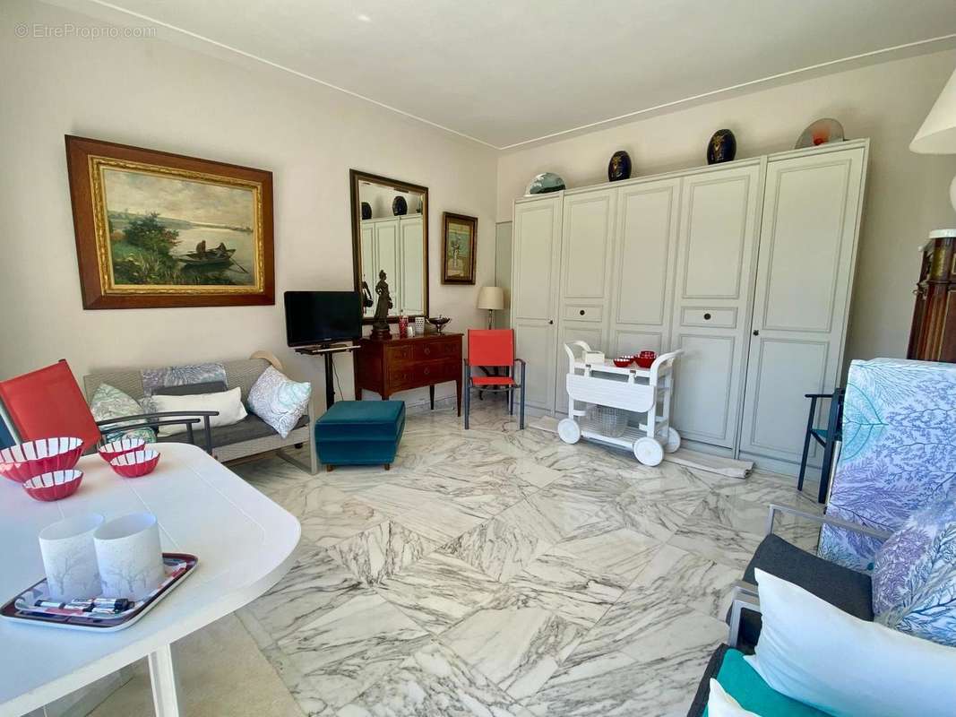   - Appartement à NICE