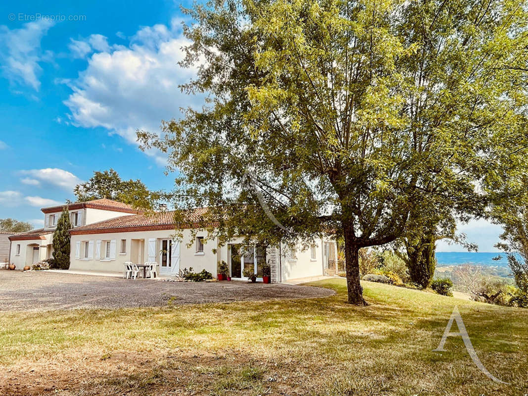 Maison à VILLENEUVE-SUR-LOT