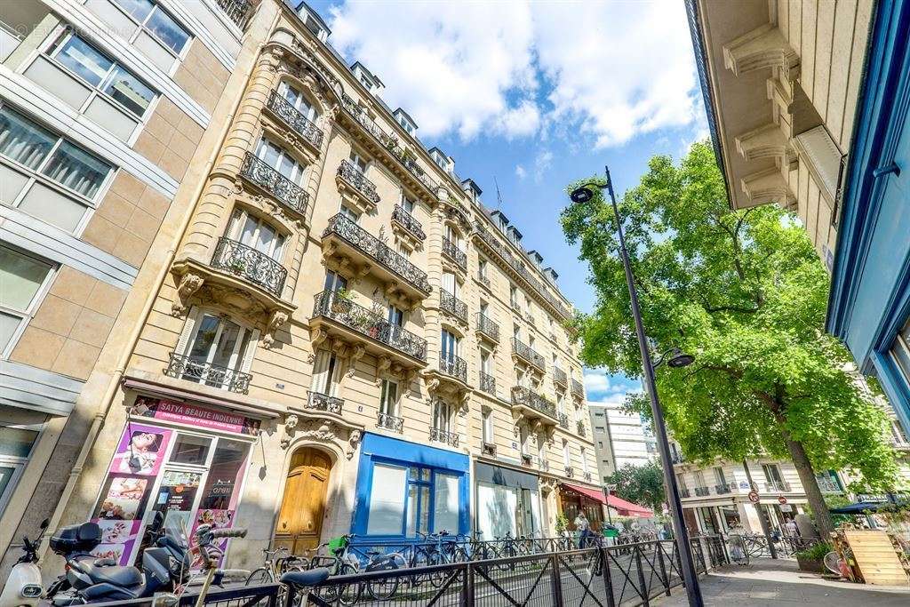 Appartement à PARIS-11E