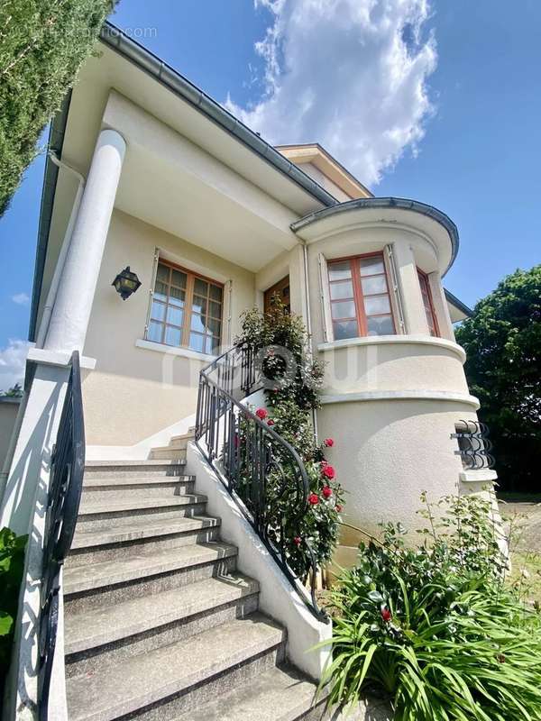 Maison à BELLERIVE-SUR-ALLIER