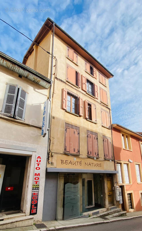 Appartement à LA COTE-SAINT-ANDRE