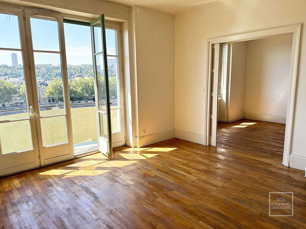 Appartement à LYON-4E