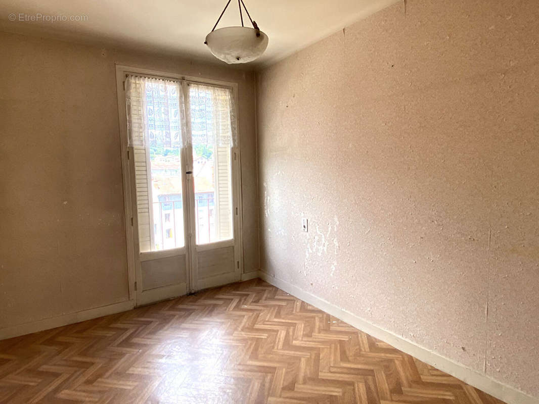 Appartement à BELLEGARDE-SUR-VALSERINE