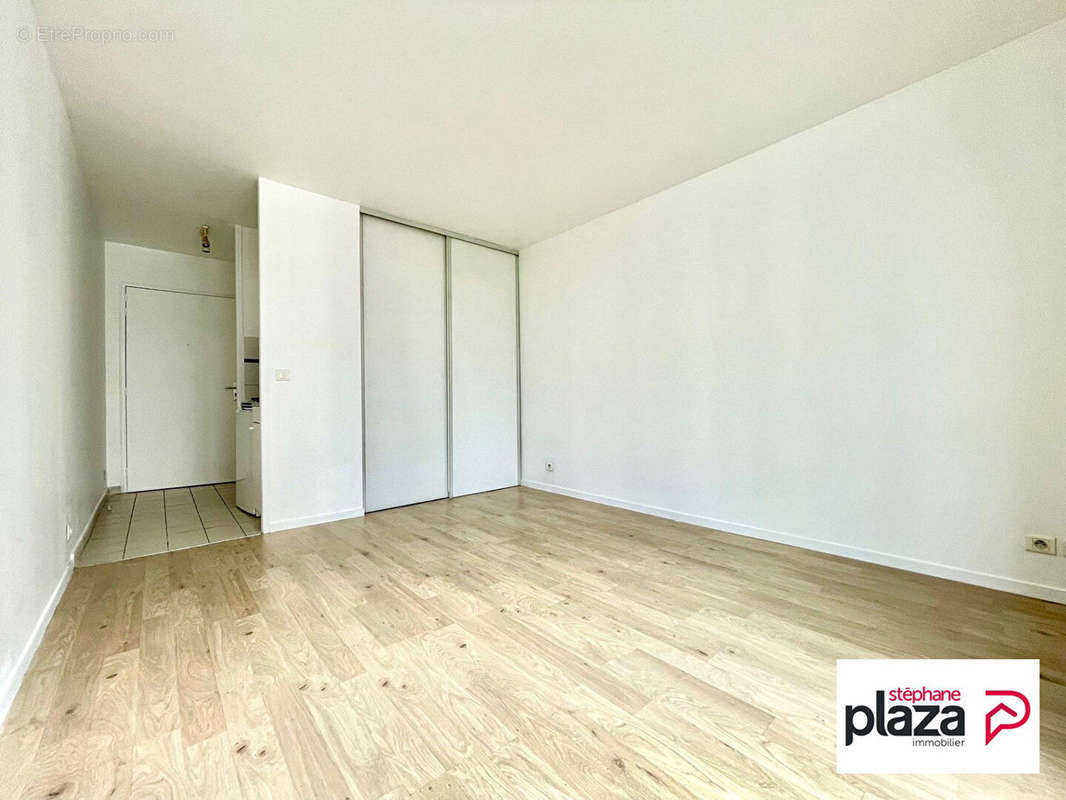 Appartement à LEVALLOIS-PERRET