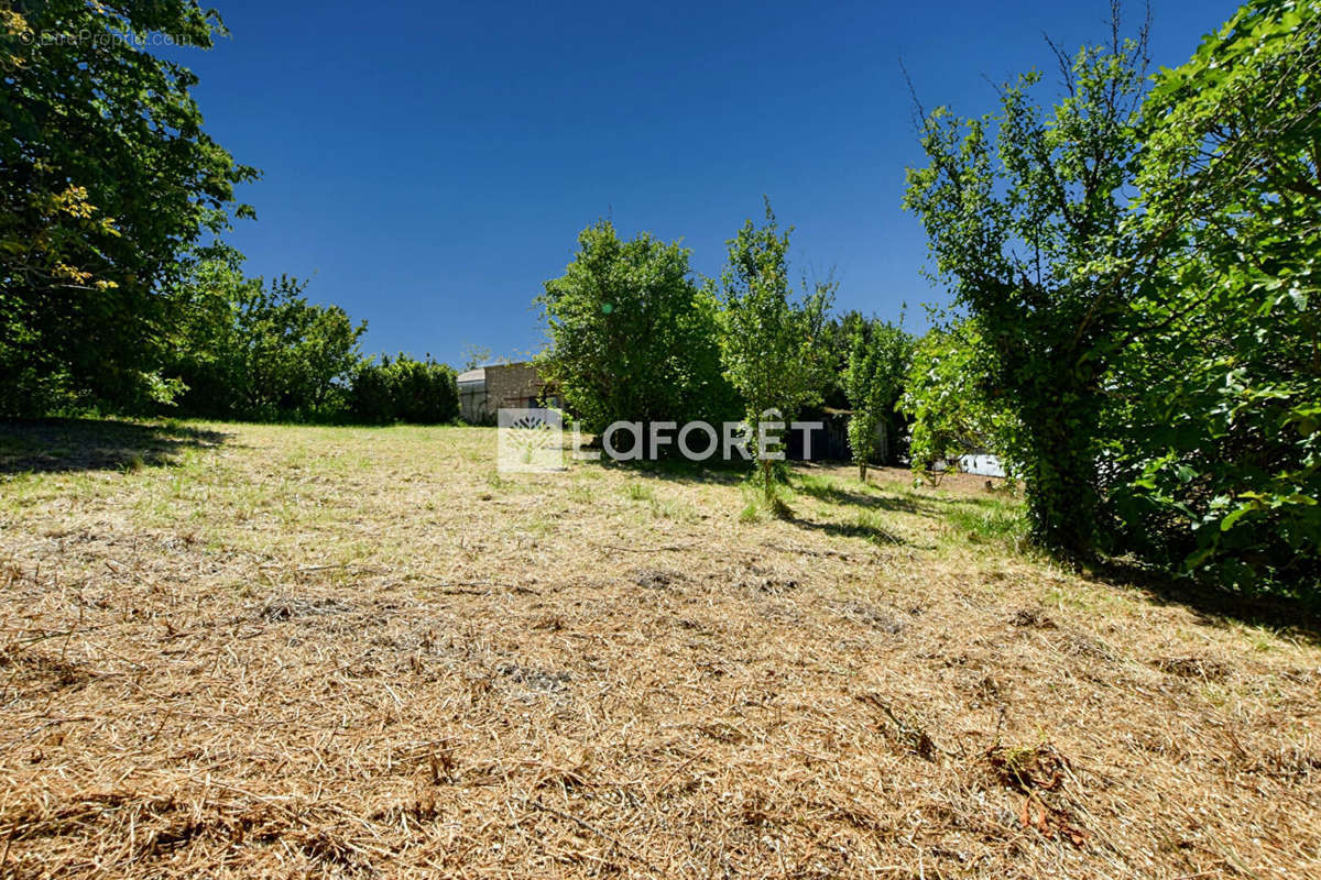 Terrain à FLOIRAC