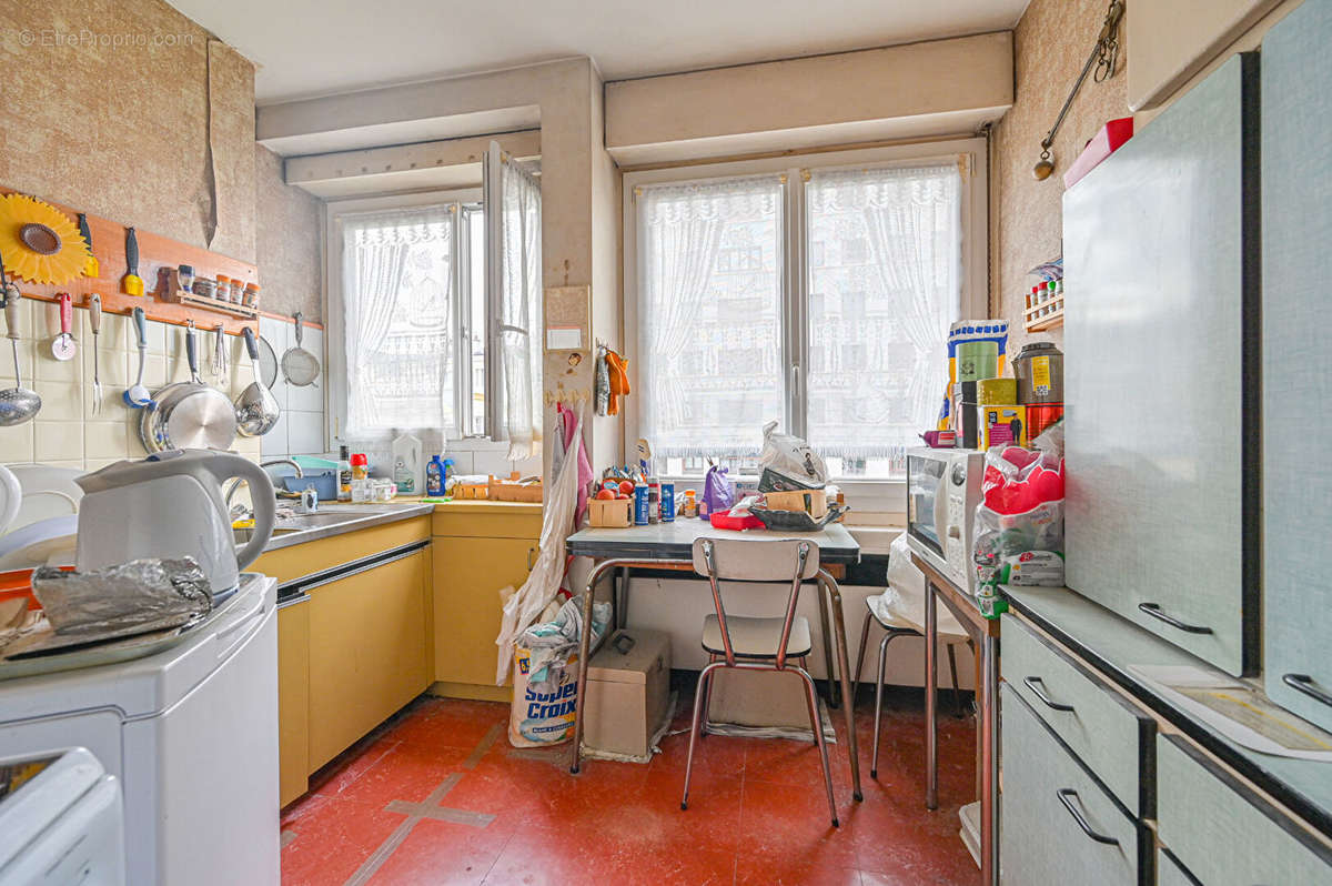 Appartement à PARIS-20E