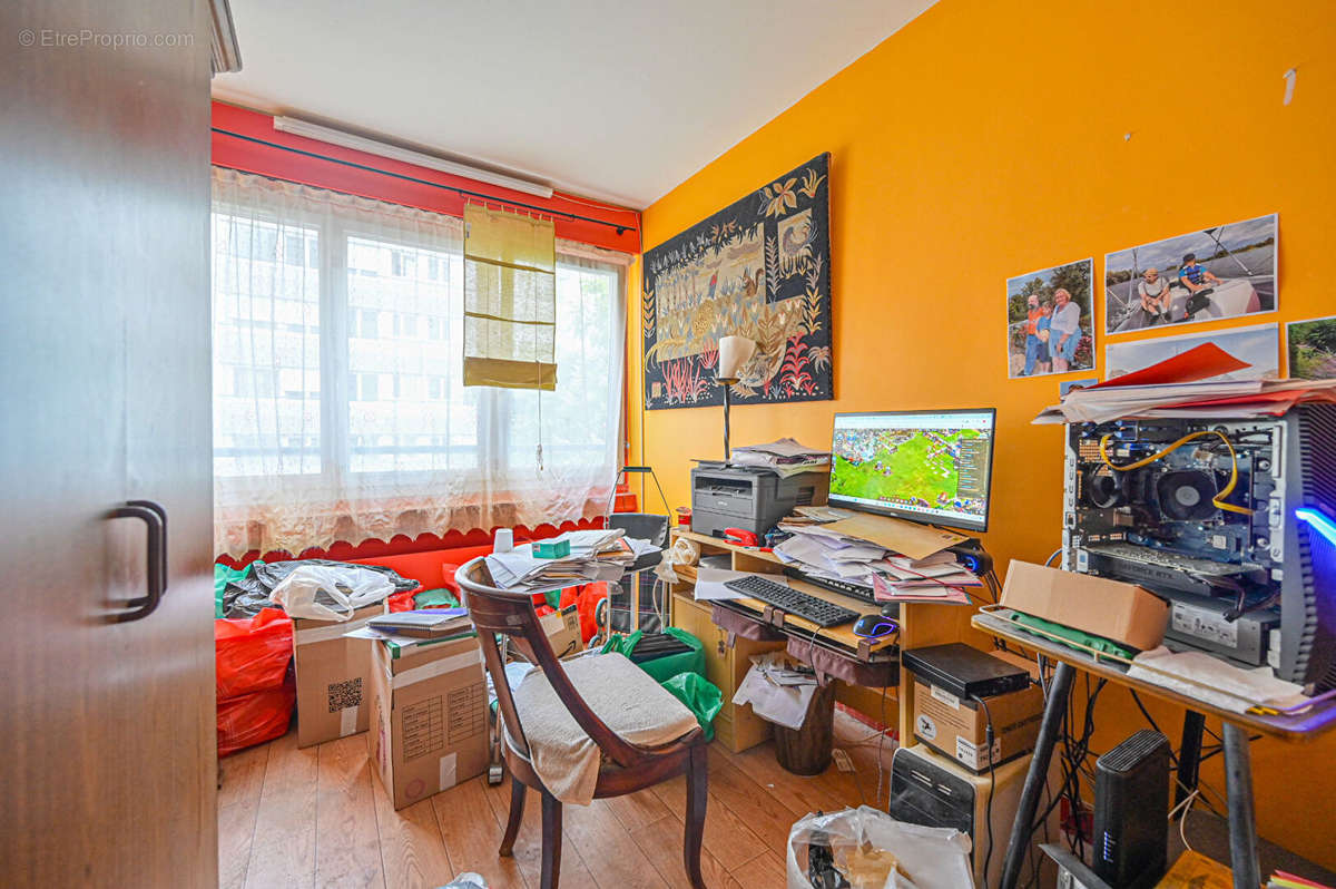 Appartement à PARIS-20E