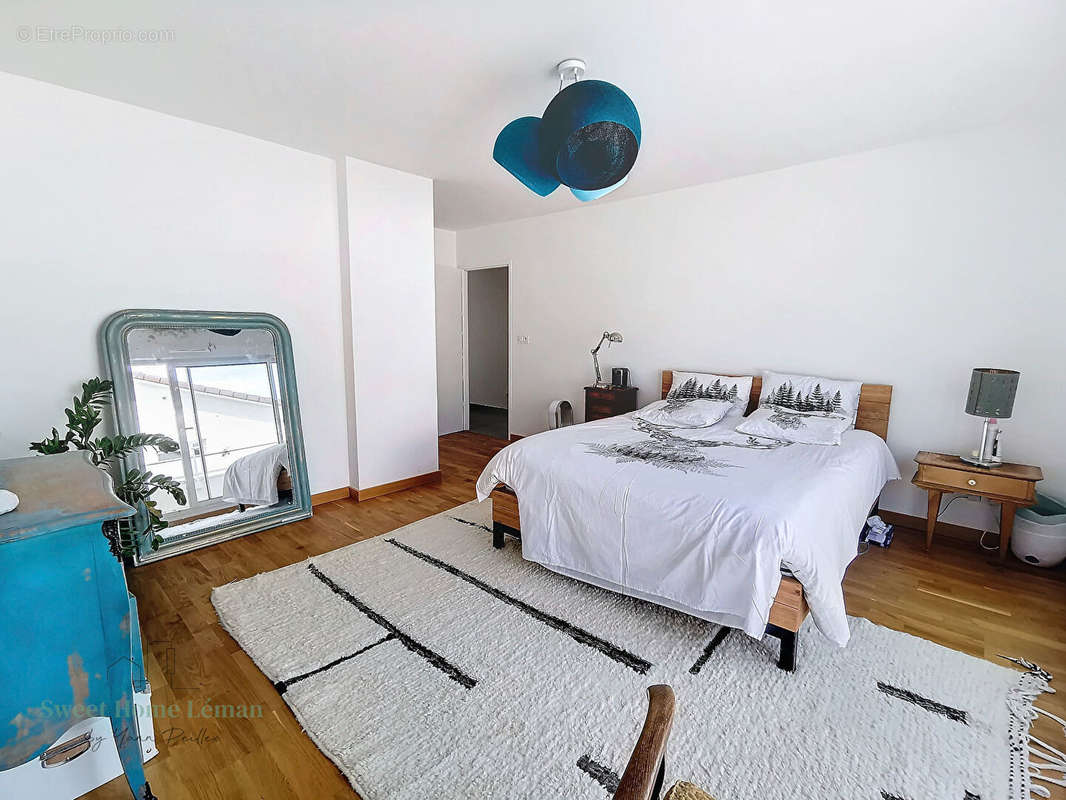 Appartement à EVIAN-LES-BAINS