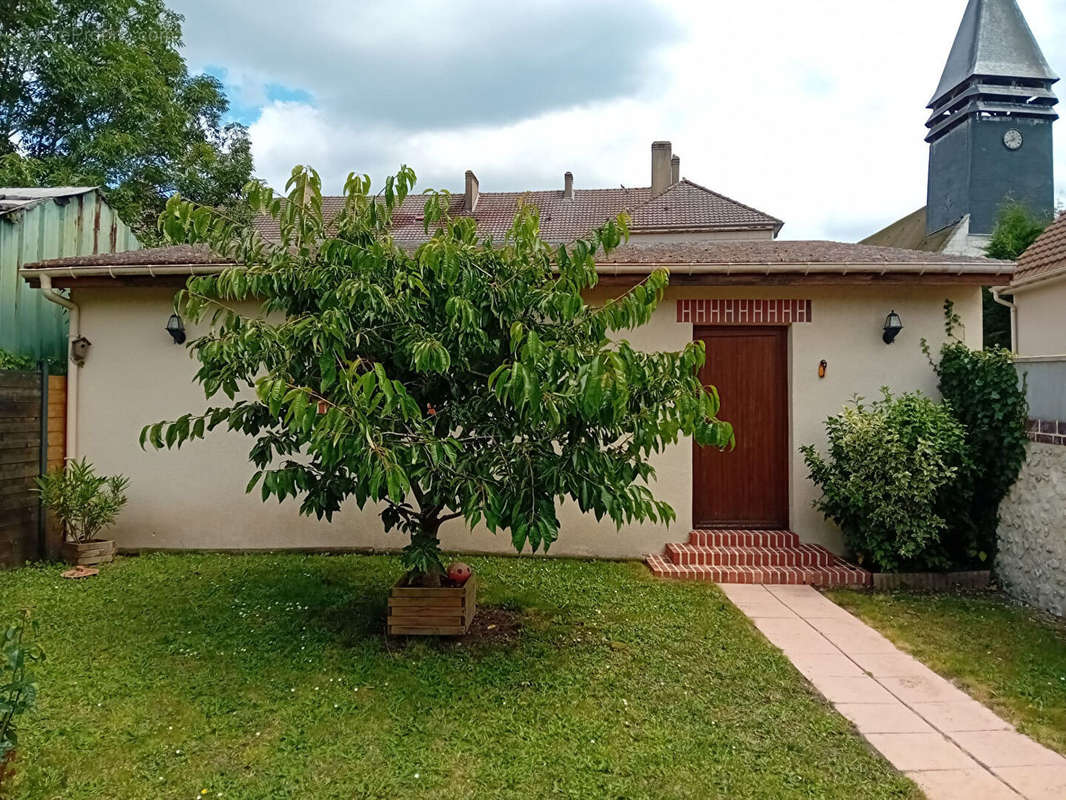 Maison à PETIT-COURONNE