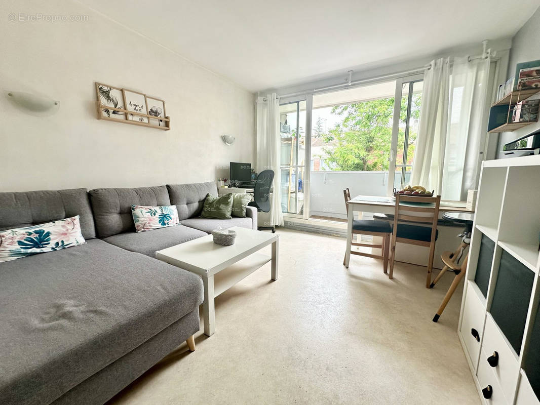 Séjour - Appartement à COLOMBES