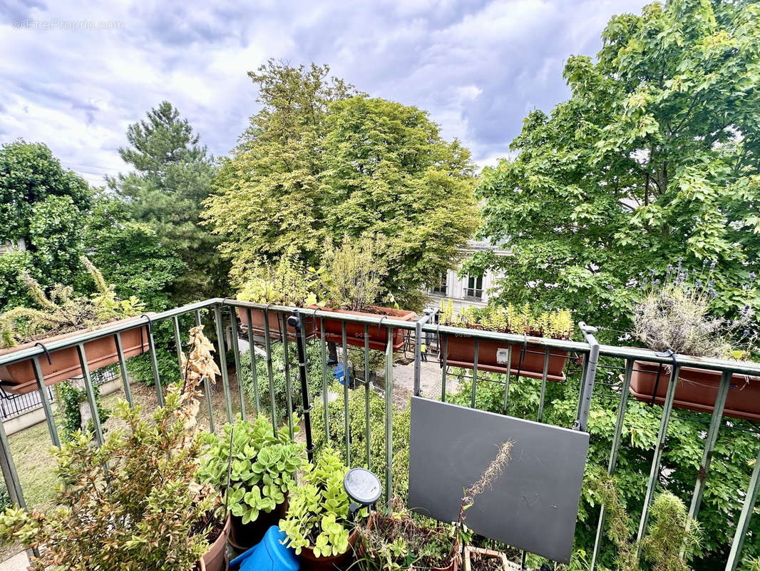 Balcon - Appartement à COLOMBES