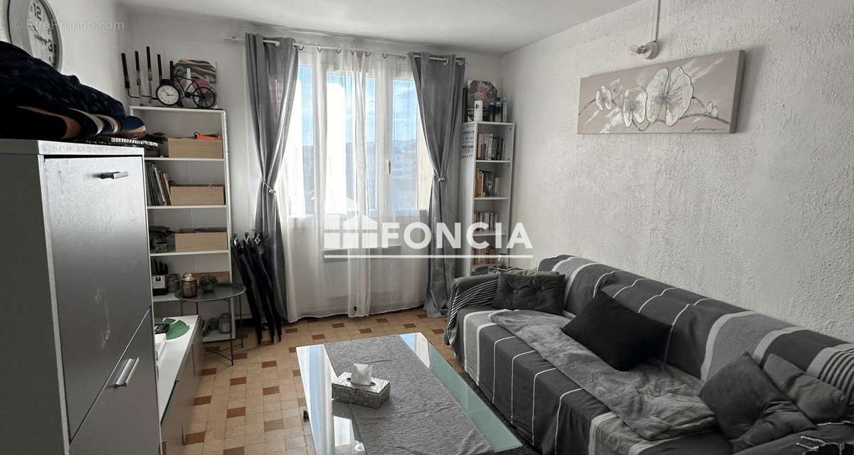 Appartement à MARSEILLE-8E