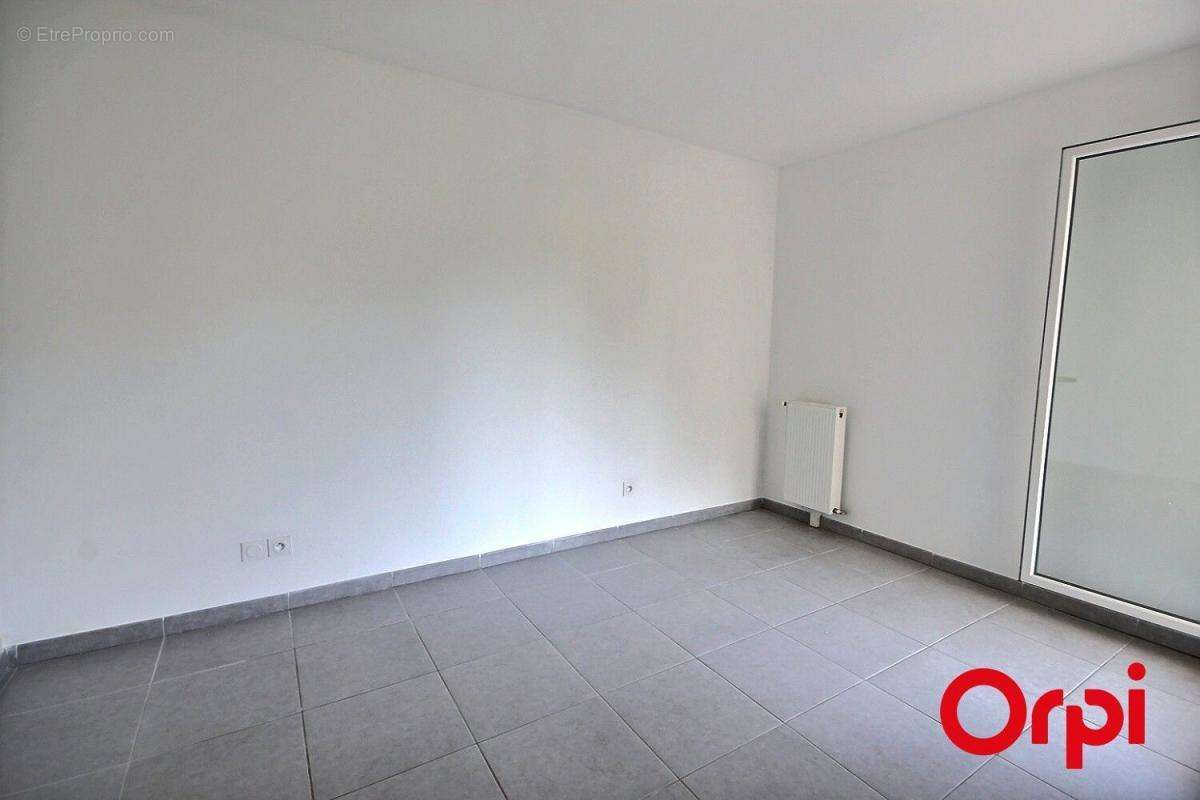 Appartement à MARSEILLE-12E