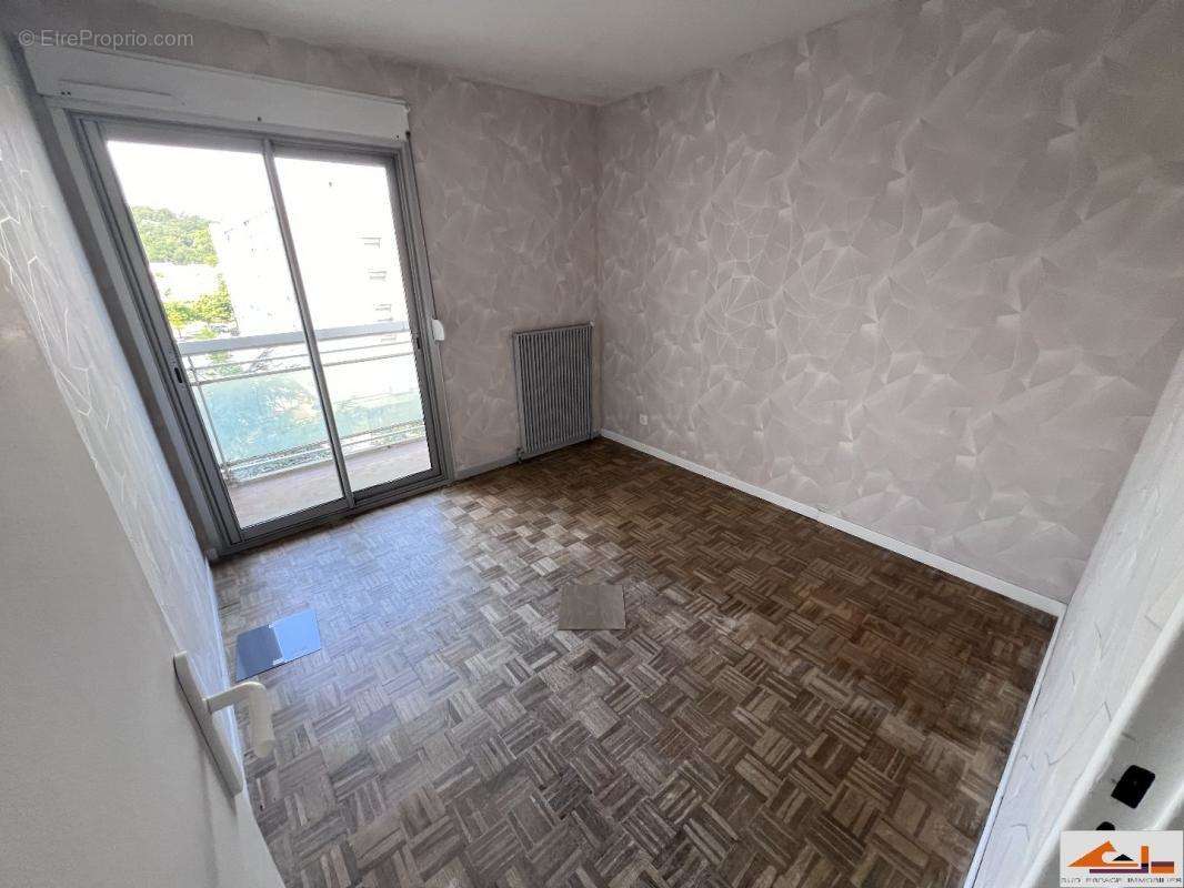 Appartement à RAMONVILLE-SAINT-AGNE