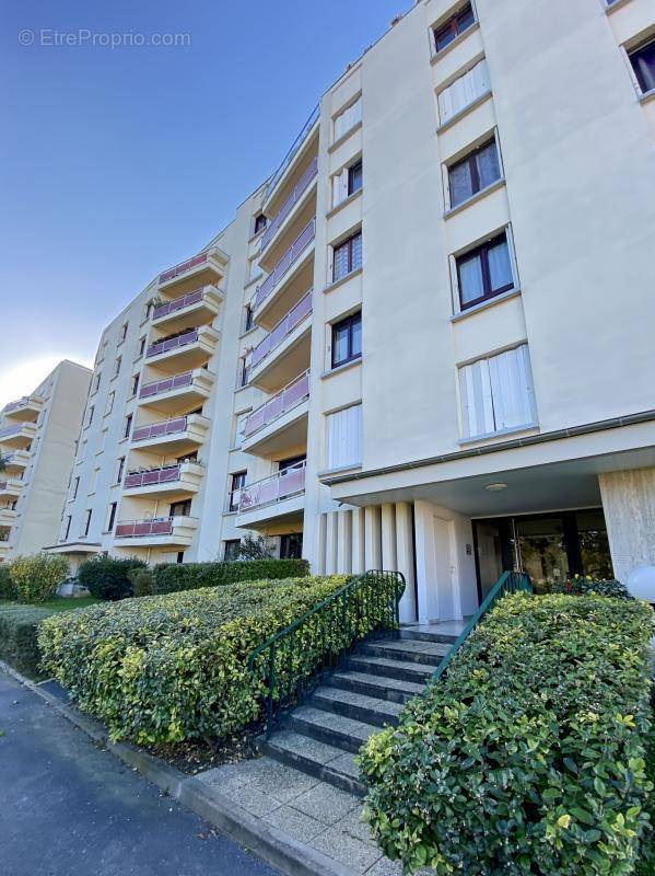 Appartement à CORMONTREUIL