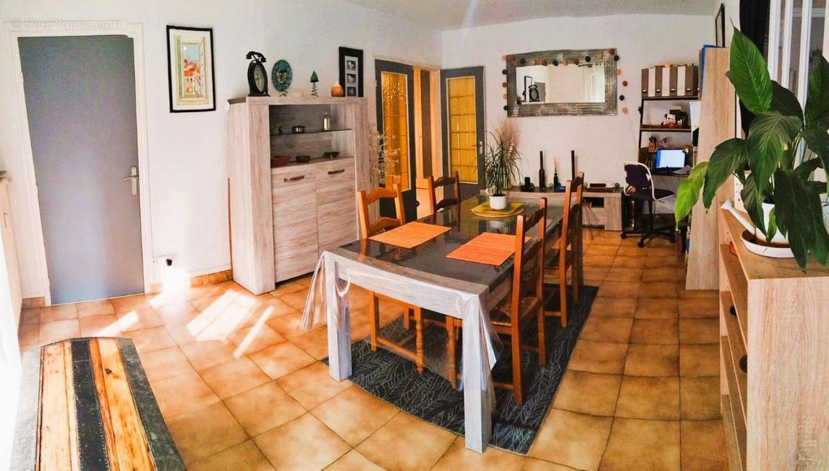 Appartement à CORMONTREUIL