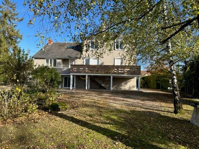 Maison à SAINT-DOULCHARD