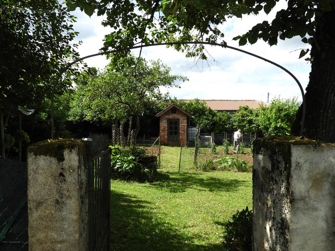 Maison à LIMOGNE-EN-QUERCY