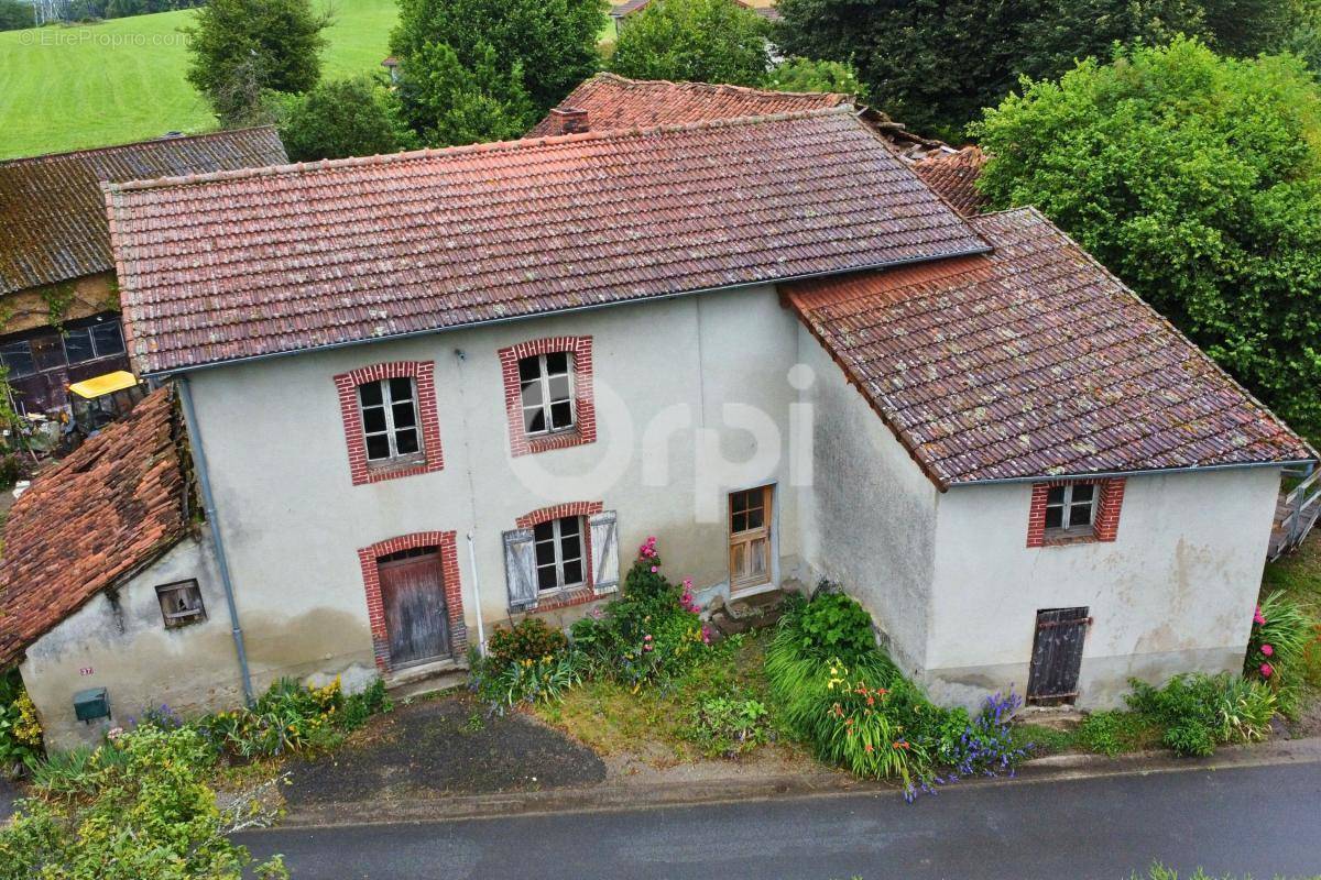 Maison à SAINT-MARTIN-TERRESSUS