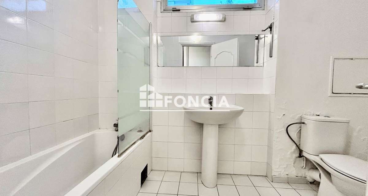 Appartement à LEVALLOIS-PERRET