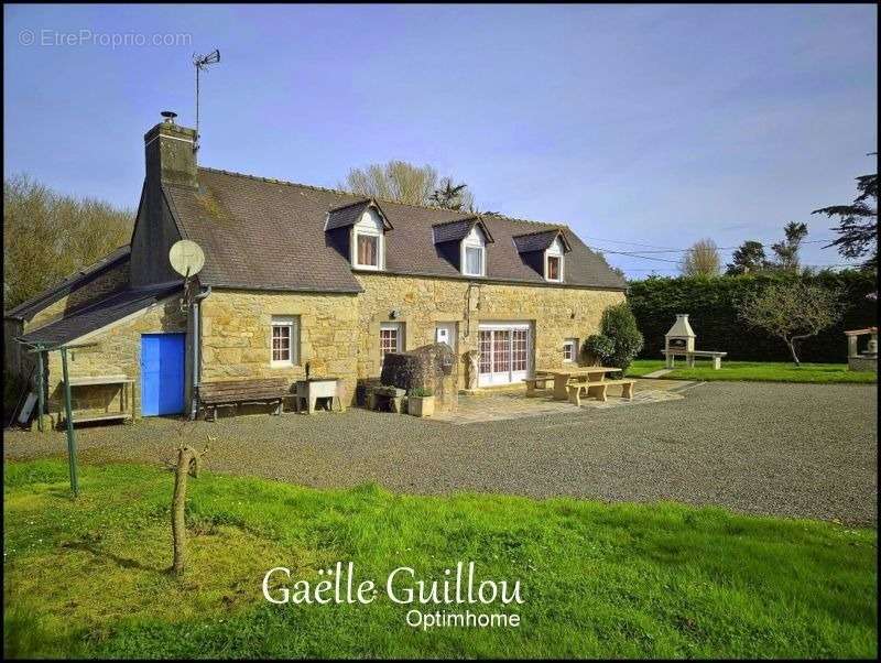 Maison à CLEDER