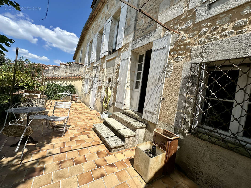 Maison à SAINT-AULAYE