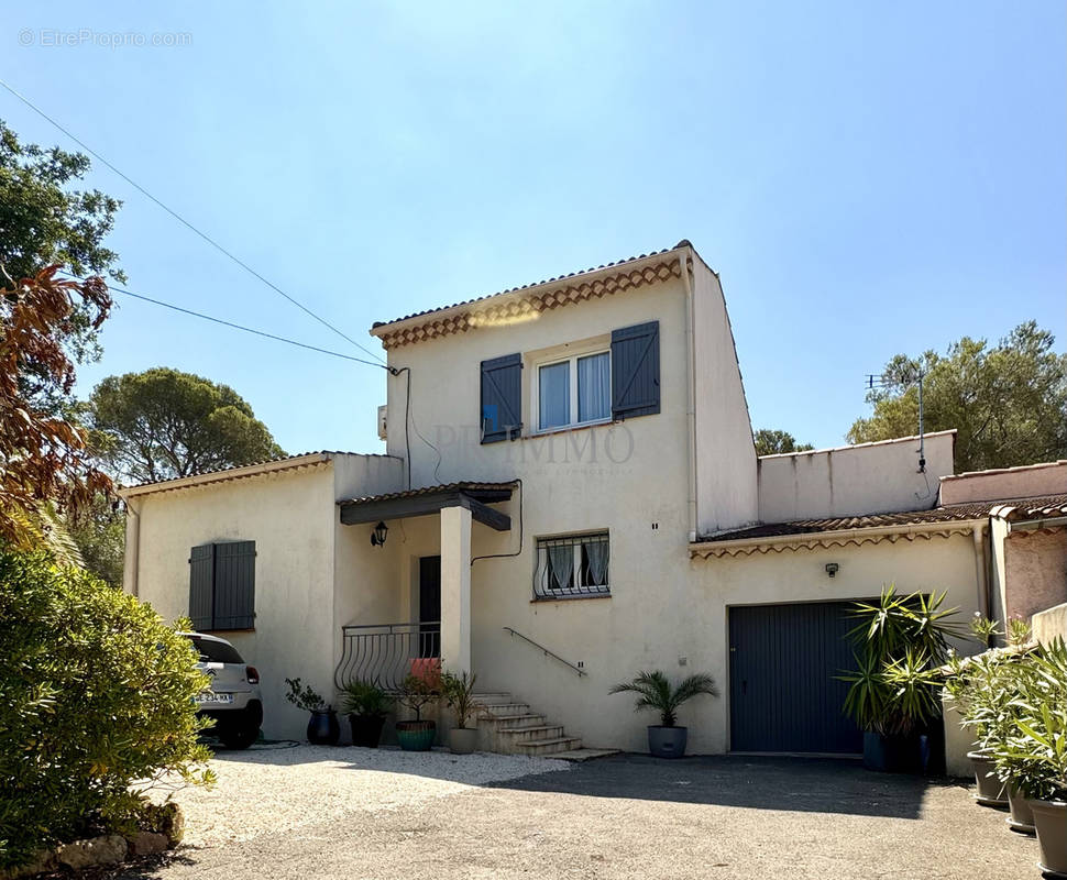 Maison à SAINT-RAPHAEL