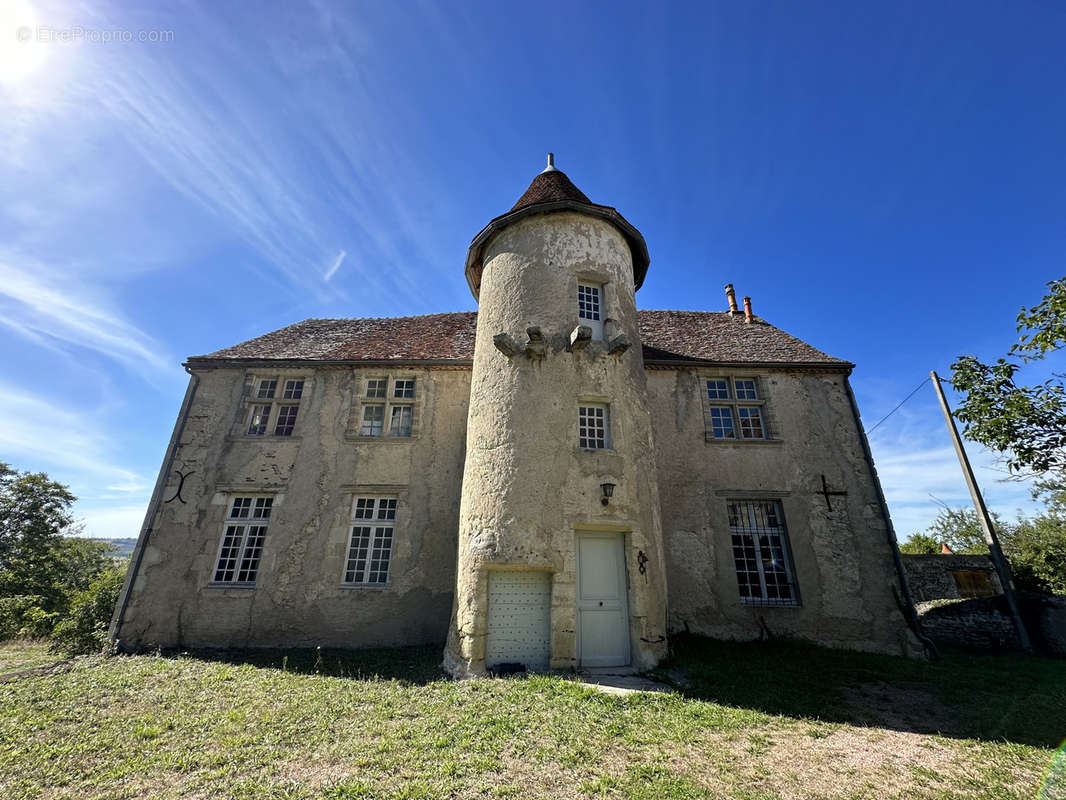 Maison à SAINT-POURCAIN-SUR-SIOULE