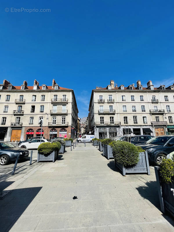 Appartement à GRENOBLE