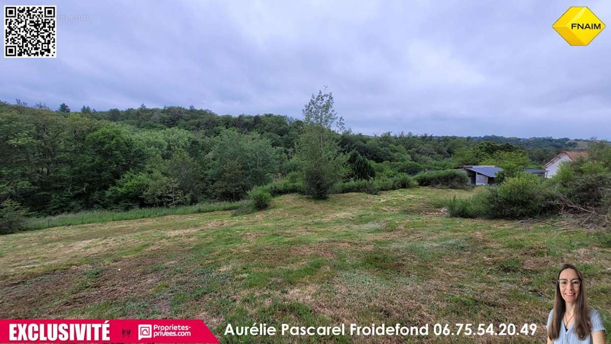 Terrain à NOAILLES