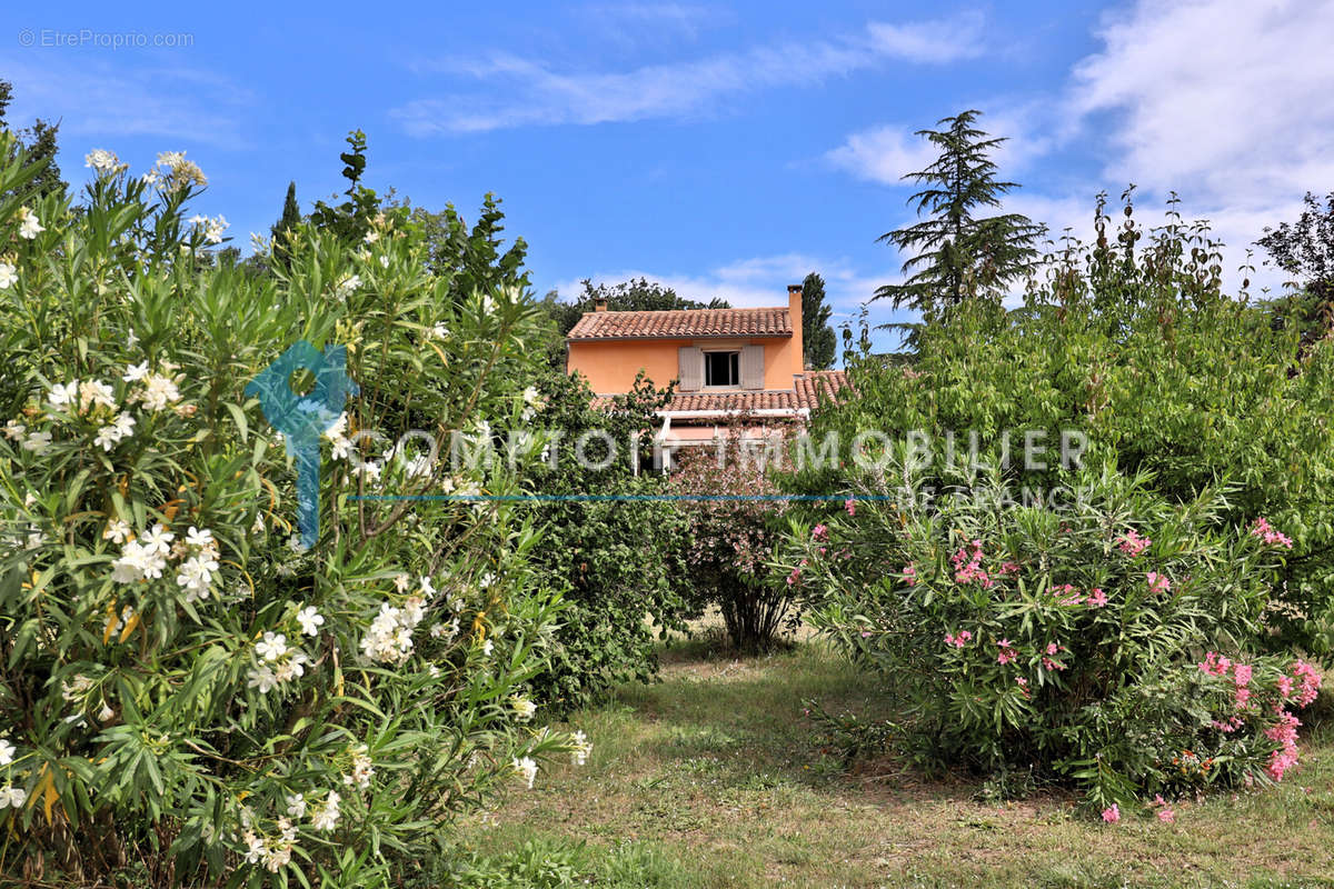 Maison à GARGAS