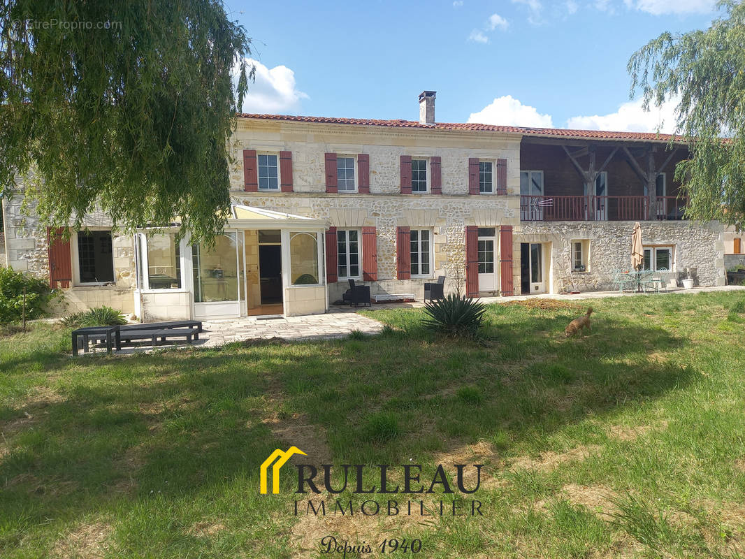 Maison à SAINT-CIERS-SUR-GIRONDE