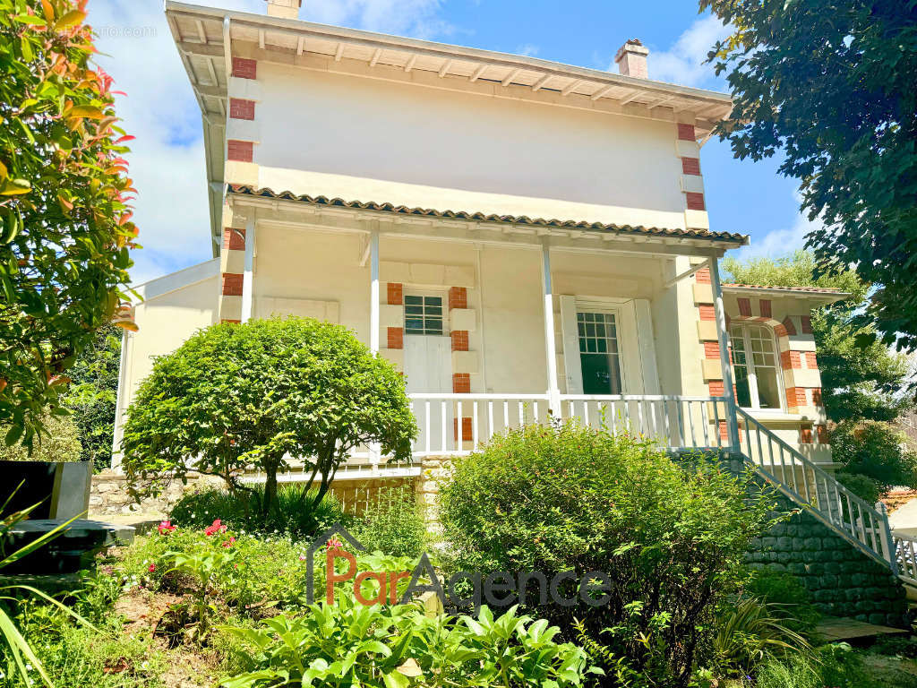 Maison à SAINT-PALAIS-SUR-MER