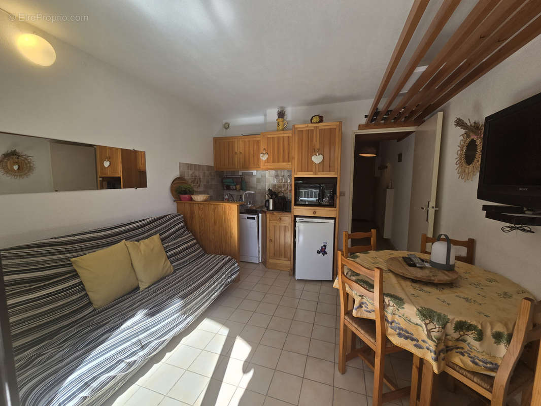 Appartement à SIX-FOURS-LES-PLAGES