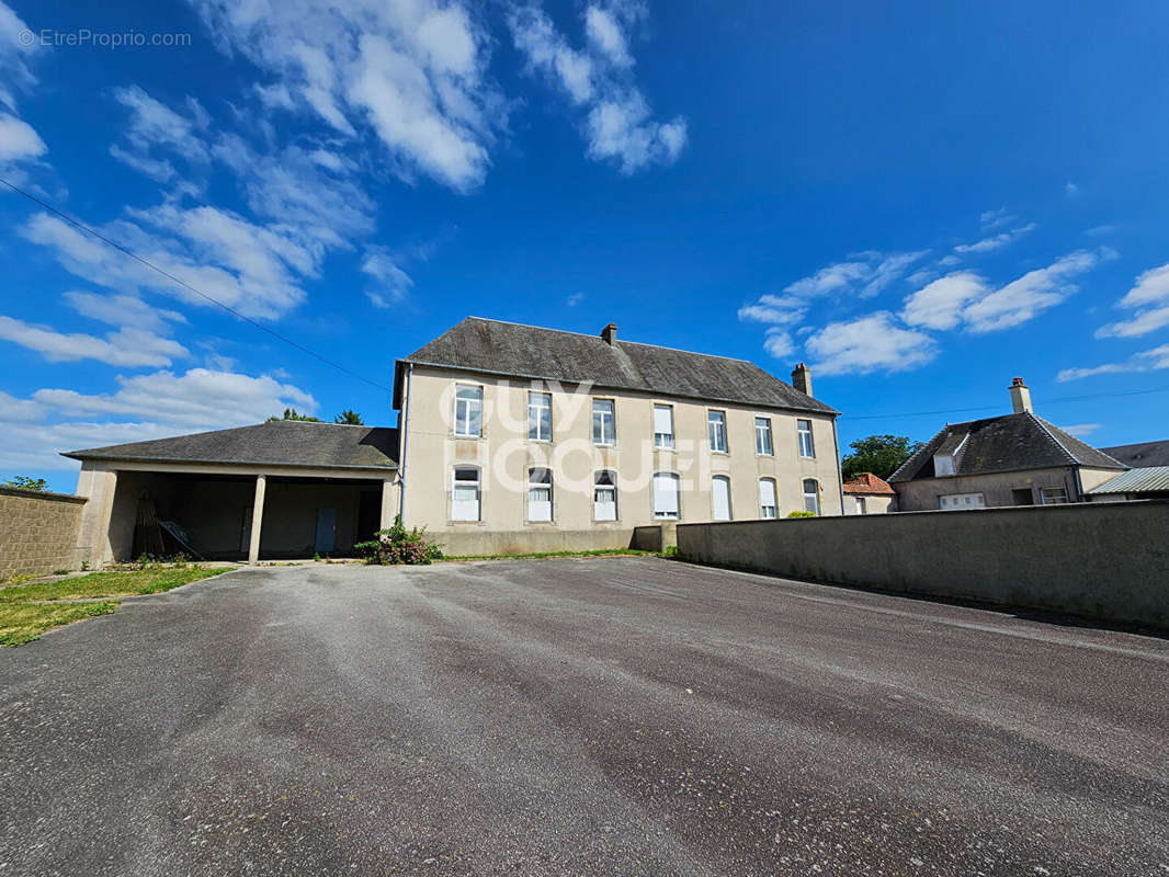 Maison à CARENTAN