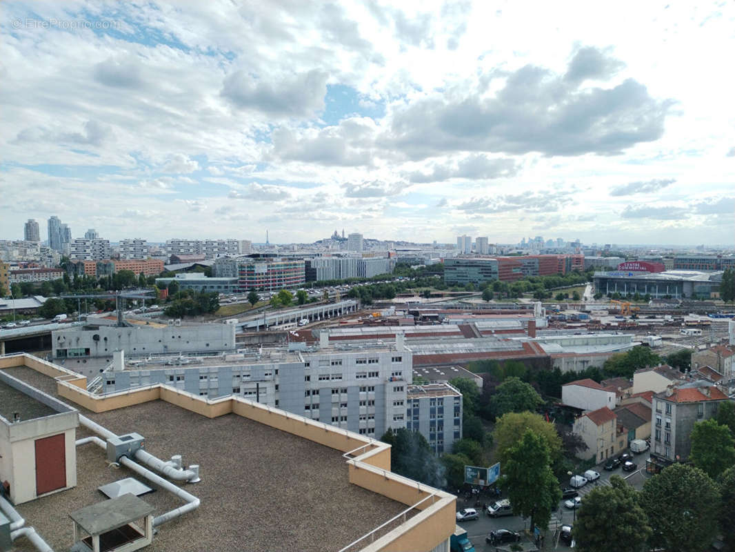 Appartement à AUBERVILLIERS