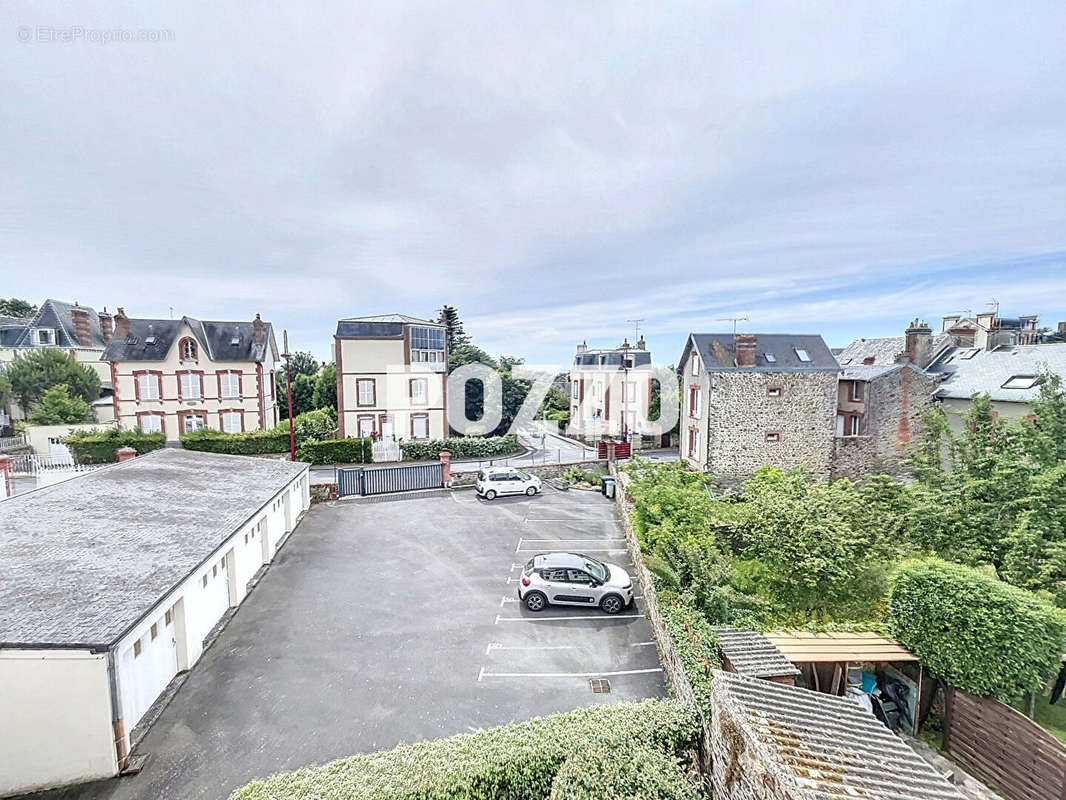 Appartement à SAINT-PAIR-SUR-MER