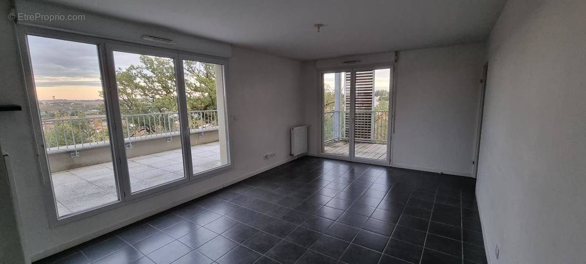 Photo 1 - Appartement à SAINT-ORENS-DE-GAMEVILLE