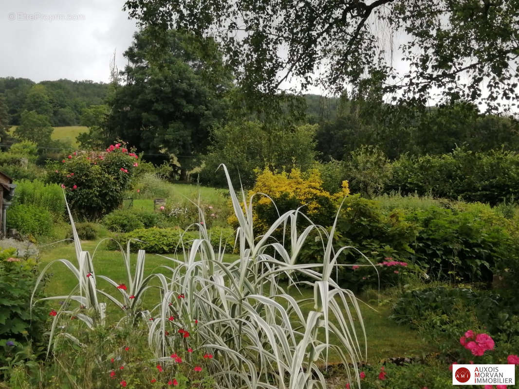 Maison à EPOISSES