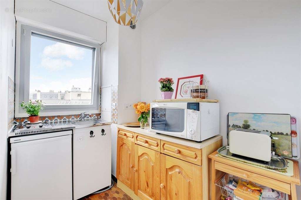 Appartement à PARIS-20E