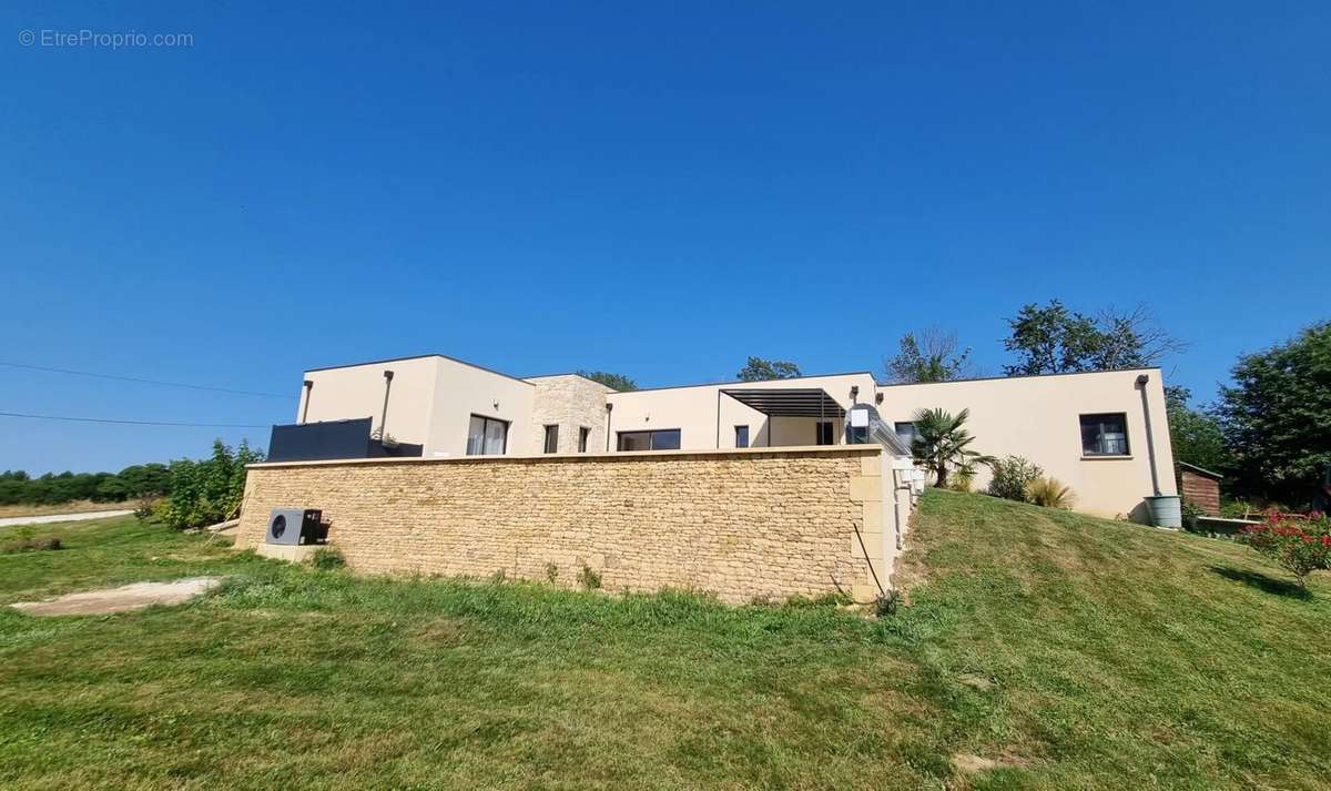 Maison à SARLAT-LA-CANEDA