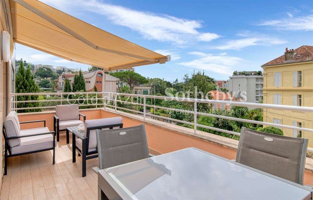 Appartement à CANNES