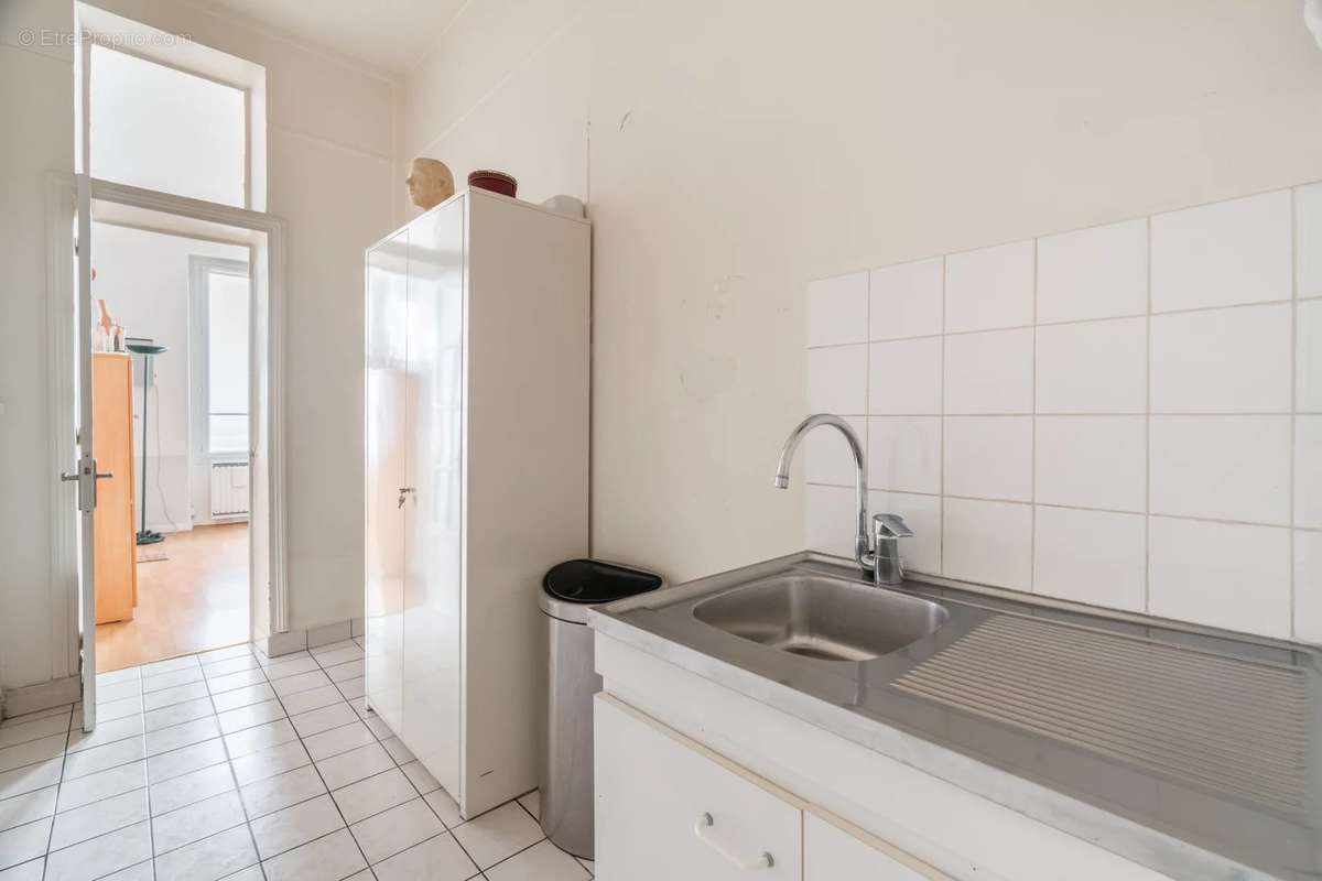 Appartement à LEVALLOIS-PERRET