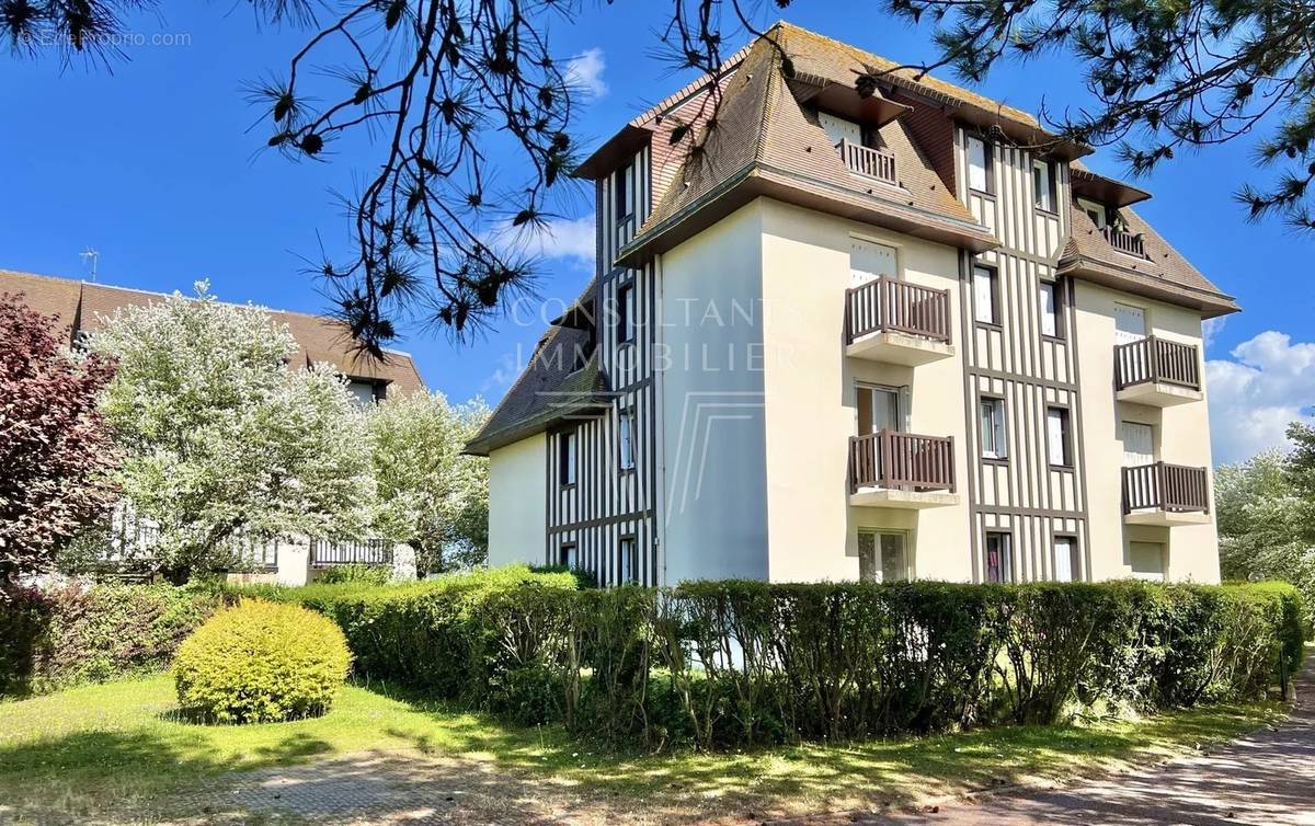 Appartement à BLONVILLE-SUR-MER