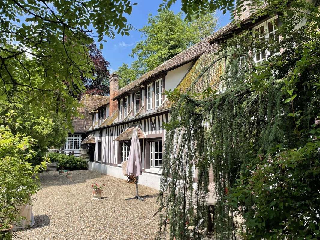 Maison à TALMONTIERS