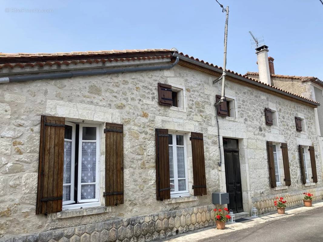 Maison à SAINT-VALLIER