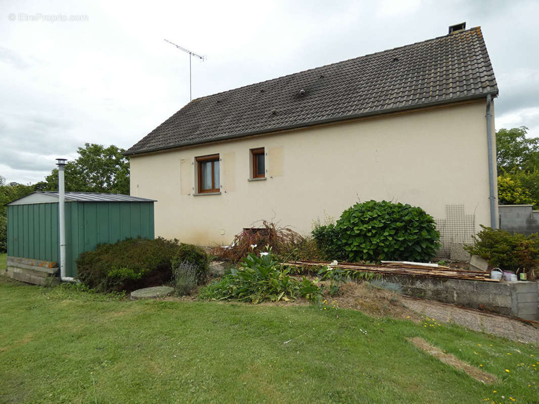 Maison à ISIGNY-LE-BUAT