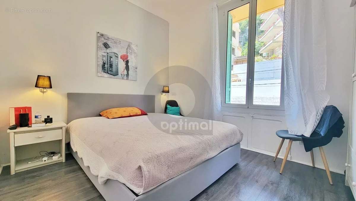 Appartement à ROQUEBRUNE-CAP-MARTIN